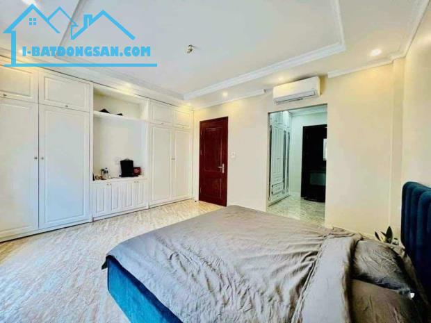 BÁN GẤP NHÀ ĐẸP PHỐ BỒ ĐỀ - LONG BIÊN, 50M x 5T, MT 5M, GARA Ô TÔ, GẦN HỒ.  GIÁ 7 TỶ X - 2