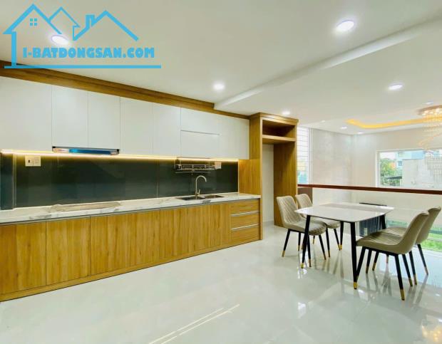 BÁN NHÀ LÔ GÓC HẺM XE HƠI, TRƯỜNG CHINH, TÂN BÌNH, 4 TẦNG, DT 60M, CHỈ 5.15 TỶ