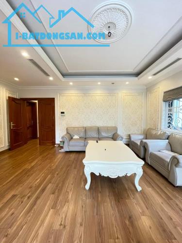 500TR 1M MẶT PHỐ LẠC LONG QUÂN KINH DOANH VĂN PHÒNG XÂY GÌ CŨNG ĐẸP