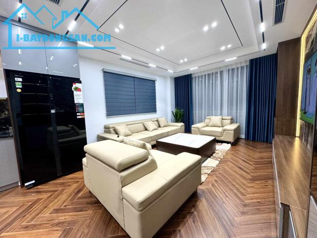 NHÀ ĐẸP PHỐ NGỌC LÂM 63M, 7T THANG MÁY, LÔ GÓC, GARA 2 Ô TÔ, FULL NỘI THẤT, KINH DOANH - 4