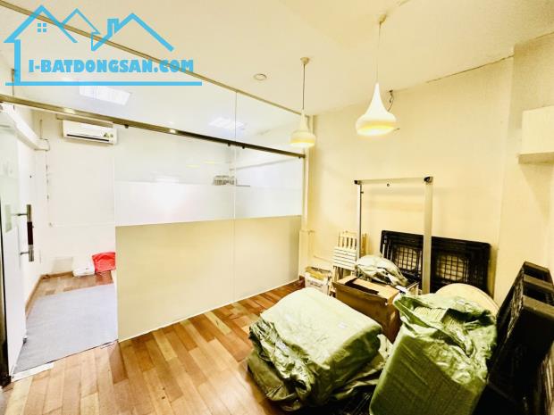 Mặt Tiền Kinh Doanh Đường Võ Văn Kiệt, Phường Nguyễn Thái Bình, Quận 1, 72m2, Ngang 4m - 5