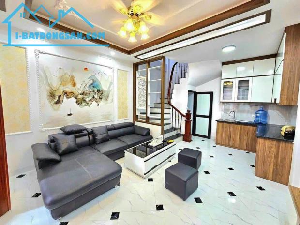 Bán nhà đơn lập Hoài Đức 36m2*7T. View KĐT. Gần đường 32. Thang máy lắp sẵn. Đường Ôtô tải - 2