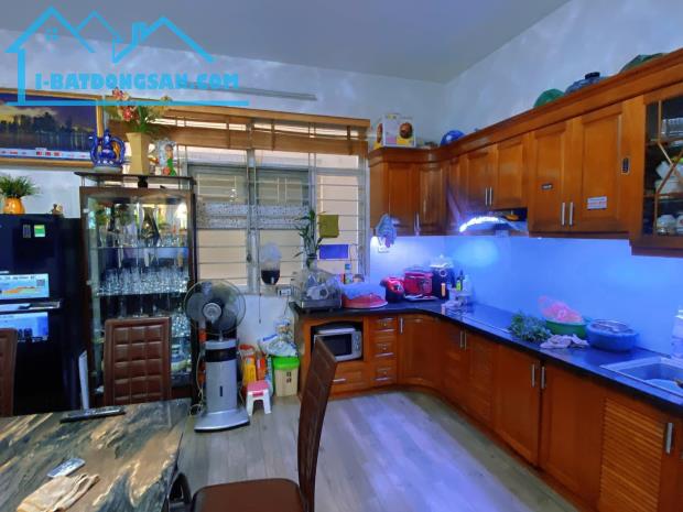 VIP! TUYỆT TÁC LẠC TRUNG TO NHƯ MẶT PHỐ GARA Ô TÔ TRÁNH THANG MÁY KD ĐỈNH 101m2 MTIỀN 7.6m