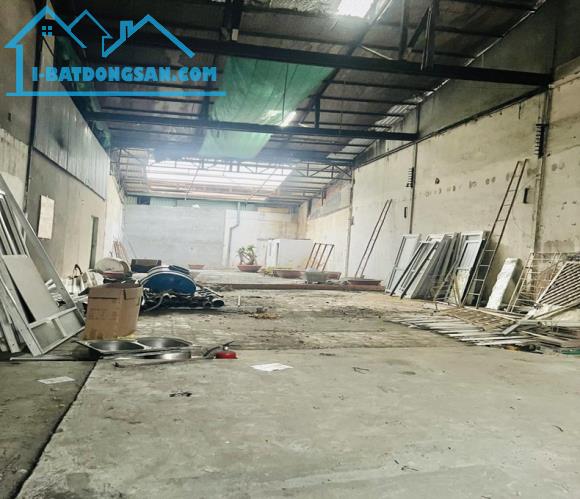 Bán nhà HXT hạ 2 tỷ, Trịnh Đình Trọng, Phú Trung, Tân Phú, 200m2, ngang 8m̉. - 2