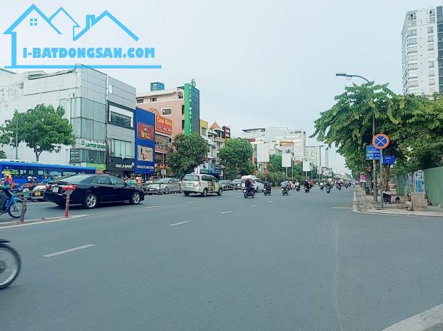 167m2, 4 tầng Mặt Tiền đường Cộng Hòa, Quận Tân Bình giá chỉ 120 triệu 1m2.