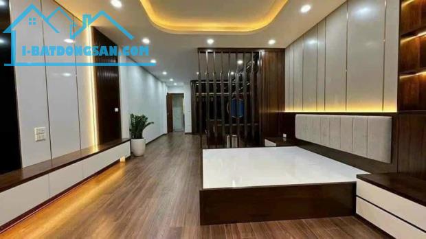 Vị trí đẹp nhất P.Thạch Bàn 6 Tầng, Ôtô Vào Nhà, 10m Ôtô Tránh, 40m, Nhỉnh 6 Tỷ - 2