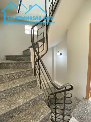 BÁN NHÀ MỚI P7 GÒ VẤP - NỞ HẬU ĐẸP - 44M2 × 3 TẦNG - NGUYỄN THÁI SƠN - CHỈ NHỈNH 5 TỶ - 4