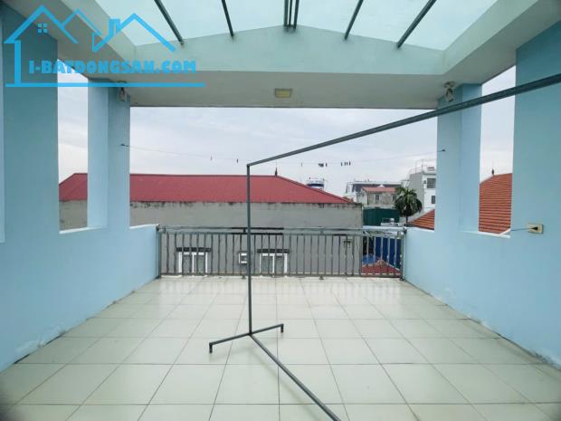 NHÀ ĐẸP KIÊU KỴ LÔ GÓC. DT:82m2x3T, MT:4,7M, GÍA:6,1tỷ. - 4