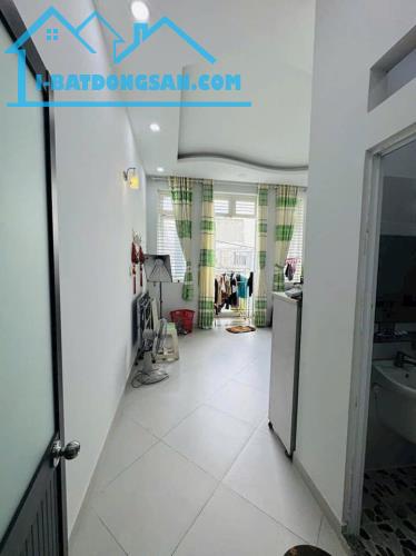 Hàng ngộp Phan Văn Hân 50m2 Giá 1tỷ988 Bình Thạnh, 3PN 3WC, SHR, HXH - 1