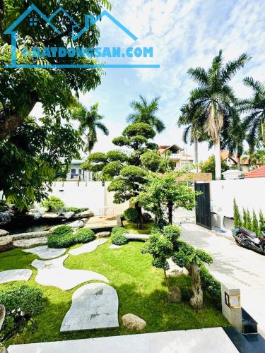 Bán Biệt Thự Khu Kim Sơn 112 Nguyễn Văn Hưởng,Thảo Điền,Q2 DT:784m2 Hồ Bơi+Sân Vườn Đẹp - 3