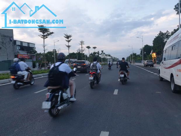 GỌI GẤP. NHÀ C4 LONG BIÊN, LÔ GÓC, THÔNG SỐ ĐẸP, MT KHỦNG, Ô TÔ TRÁNH, KINH DOANH, GIA HỜI - 2