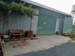 Cho thuê nhà kho 200m2, Phường Chánh Nghĩa, TP Thủ Dầu Một.