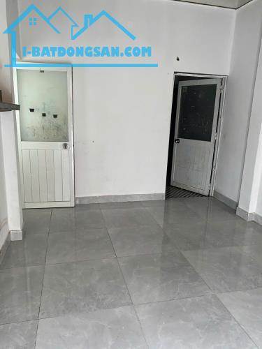 CHO THUÊ MẶT BẰNG KHU PHỐ 3 - QUẬN 12 - TP.HCM / 5 triệu - 1