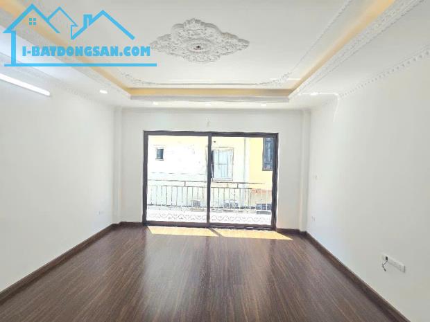 CHÍNH CHỦ GỬI BÁN CĂN NHÀ TẠI LIÊN NINH ĐỐI DIỆN TRƯỜNG TẠ HOÀNG CƠ 45M2 5TANG - 3