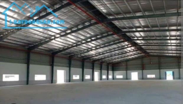 Nhà xưởng dt 6000m2 mặt tiền Nguyễn Hữu Trí, xả Tân Bửu,Bến Lức,Long An giá 64,99 tỷ