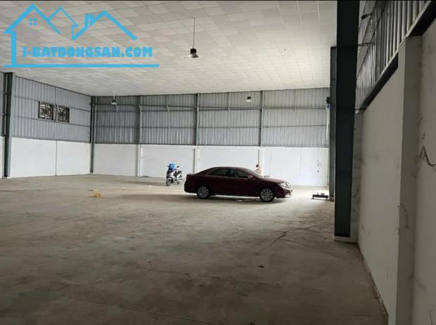 Kho xưởng cho thuê trục đường Hà Huy Giáp Quận 12 (500m2, 800m2)