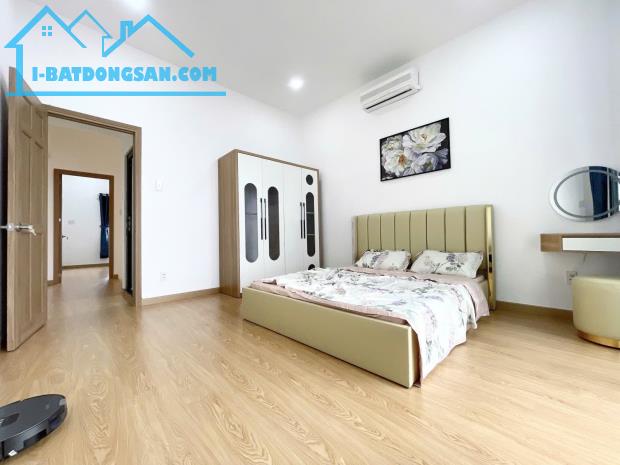 Bán nhà Lạc Long Quân P9, Tân Bình 58m2, HXH, 4 tầng, giá 5,2 tỷ TL - 1