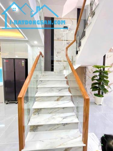 Siêu Phẩm cực đẹp Huỳnh Thị Hai, 60m2,6Tầng , Hẻm 5m Xe hơi ngủ trong nhà, full nọi Thất - 2