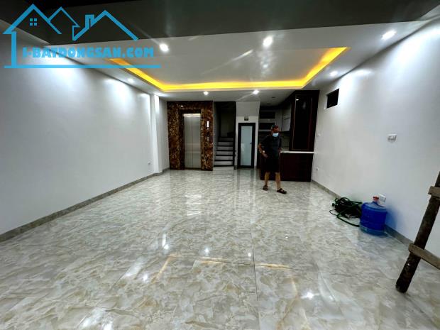 Nhà Đẹp, Gần Hồ, Phố Trần Hữu Tước, Đống Đa, 8 Tầng Thang Máy, MT 5m, Nhỉnh 13Tỷ. - 4