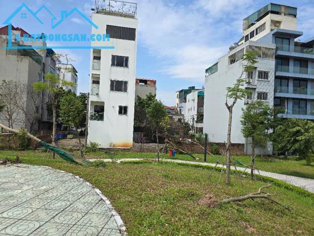 Chính chủ - bán lô đất khu tái định cư Ngọc Thụy, 108m2 (6*18m), đường nhựa vỉa hè, view v - 3