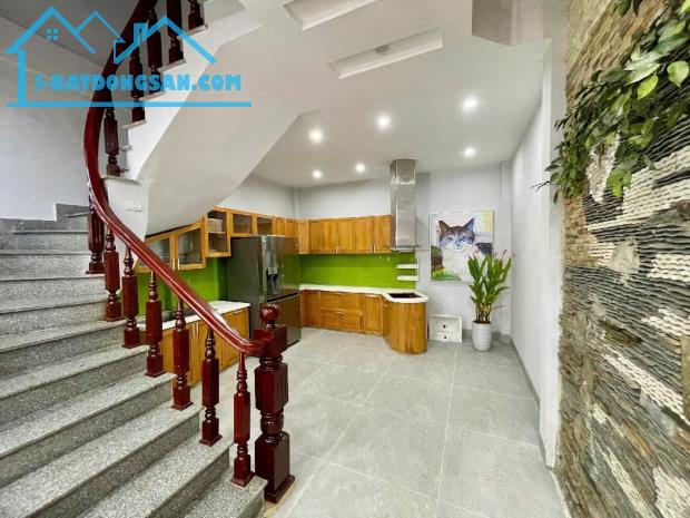 BÁN NHÀ PHỐ TÂN MAI, 54M2, 4 TẦNG, MT 4.5M. GIÁ 7.8 TỶ. ĐẸP LONG LANH - 3