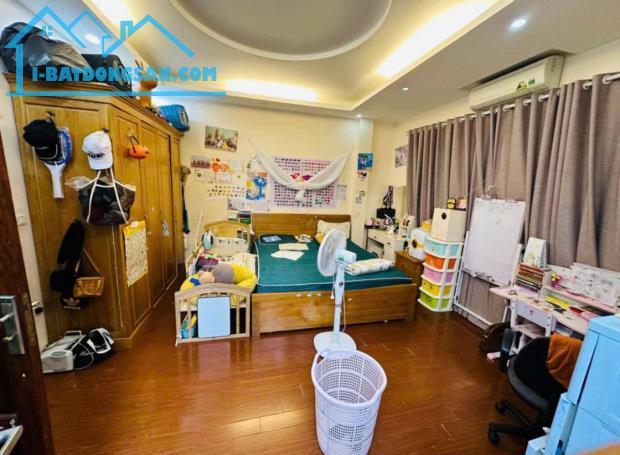 Bán nhà riêng ngõ 317 Tây Sơn 52,5m2, 6T, MT 4,95m Ô Tô Giá 8 Tỷ - 1