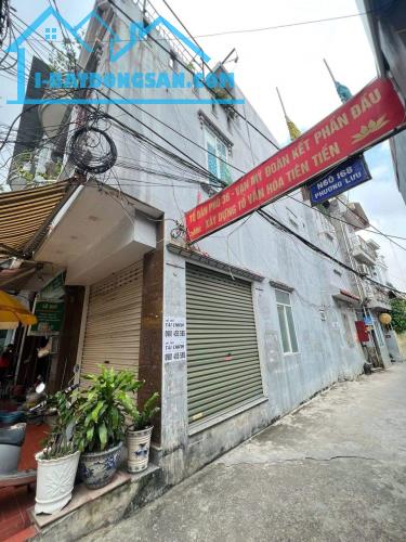 Bán gấp nhà 2,5 tầng  mặt đường phương lưu , vạn Mỹ, ngô quyền. HP. 4,98tỷ. 56m2. Đường 10 - 9