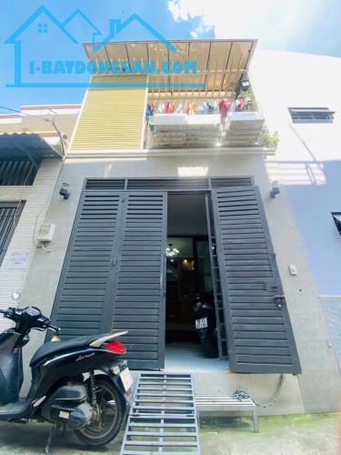 Nhà 2 Tầng Sát Chợ Hiệp Bình, Hẻm ba gác, DT48m2-Ngang4m-4,5 tỷ TL