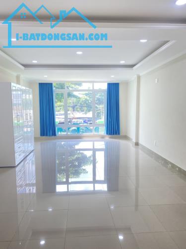 Gấp bán nhà Bình Thạnh, Mặt tiền Quốc lộ 13, 4 tầng, nền dt 100m2, chỉ 20 tỷ. - 1