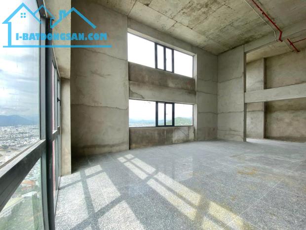 💥Sở hữu 1 siêu phẩm penthouse,đẹp, đẳng cấp và duy nhất tại thành phố biển Nha trang - 2