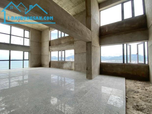 💥Sở hữu 1 siêu phẩm penthouse,đẹp, đẳng cấp và duy nhất tại thành phố biển Nha trang