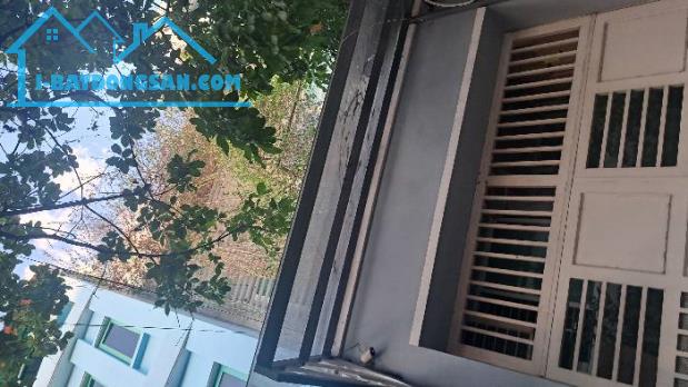 4 tầng 2 mặt tiền kinh doanh đường số 4 & 2, Tân Kiểng Quận 7, 110m2 chỉ 19.5 tỷ