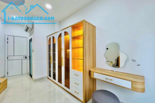 Bán nhà HXH Hoàng Hoa Thám, Bình Thạnh, 2.8m x 8m, 21.6m², nở hậu - Giá 4.6 tỷ TL - 2