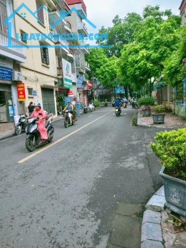 Bán nhà Lê Lợi, cách chợ Hà Đông 100m, 10m ra phố, DT 35m2 5T thang máy giá 8.26 tỷ - 1