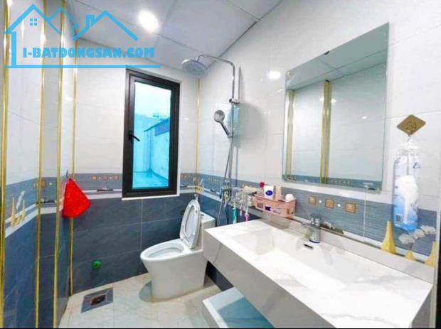 Oto Gần Nhà , 50m ra ĐH Thể Thao 35m2*3T tại xã Phụng Châu - 5P vào TT Hà Đông