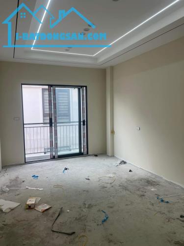 SIÊU PHẨM NGỌC LÂM 35M2 x 7T THANG MÁY GARA OTO NGÕ THÔNG KINH DOANH 13,5TỶ - 5