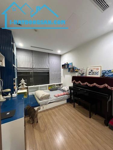 Bán căn hộ siêu đẹp full nội thất, DT 91m2, 3PN, 2WC tại chung cư Vinhomes SkyLake, view - 3