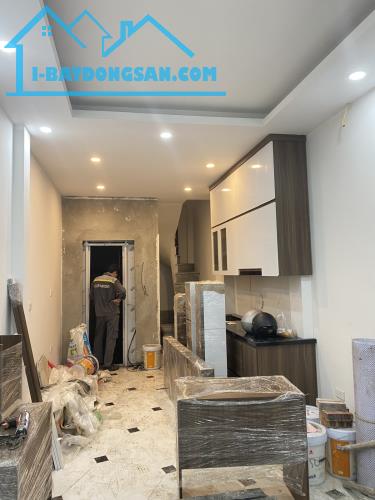💥💥💥Tôn Đức Thắng, Ngõ Thông, Ba Gác Tránh, Gần Phố, 40m2, 6 Tầng Thang Máy, Giá 8.2 Tỷ