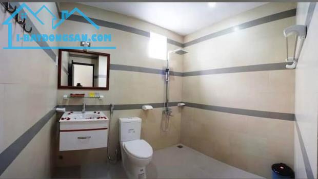 BÁN KHÁCH SẠN CÓ DÒNG TIỀN THU NHẬP KHỦNG. NGAY CON ĐƯỜNG ĐẸP NHẤT CHÂU Á - 1