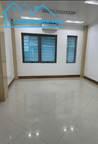 Bán toà nhà VP phố Thái Thịnh Đống Đa 80 m2 9 tầng thang máy NK giá 31tỷ Lh 0915229868 - 3