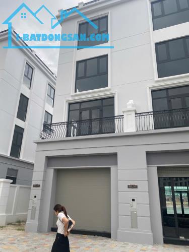 !! CHÍNH CHỦ CHO THUÊ CĂN SHOPHOUSE 4 TẦNG TẠI Vinhomes Royal Lsland VŨ YÊN, HẢI PHÒNG - 3