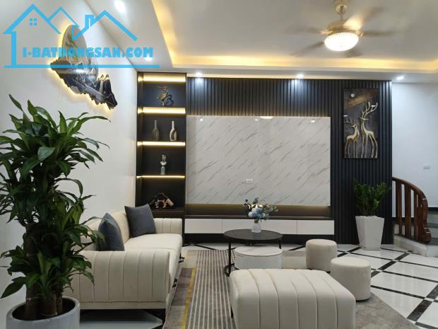 BÁN NHÀ TẠI ÍCH VỊNH VĨNH QUỲNH THANH TRÌ.HN 55M2 LÔ GÓC 4TANG