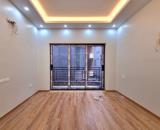 Bán Nhà Trường Chinh, Đống Đa, 25m2, Ngõ Thông, Lẻ 4 Tỷ