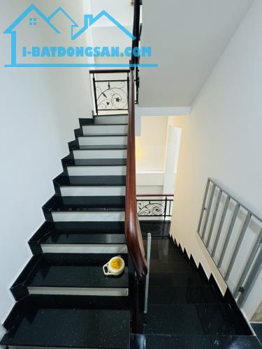 HIẾM! NHÀ 6 TẦNG HẺM 6M HOÀNG VĂN THỤ,82M2,10PN,PHÁP LÝ CHUẨN,SỔ VUÔNG.