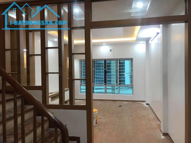 Bán nhà mặt đường Di Trạch 40M 5 Tầng, Gara ô tô, lô góc 2 thoáng, view thoáng - 2