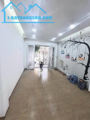 🏠 MẶT TIỀN HÀ THỊ ĐÁT, Tân Sơn Nhì, Tân Phú 
➖ DT 86m²- 4x22 - 3 tầng
💰 Giá 12.8tỷ