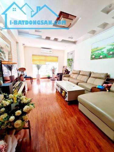 BÁN NHÀ CHÙA BỘC, MẶT NGÕ THÔNG, Ô TÔ, KINH DOANH. DT 57.4M, 5TẦNG, 16.5TỶ. LH 0984823023 - 3