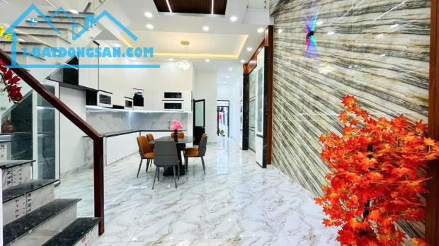 Nhà 1Trệt 1Lầu (122,9m2) Gần Chợ QUI ĐỨC 1Tỷ 220 Cần tìm chủ mới LH:0939218247 - 2