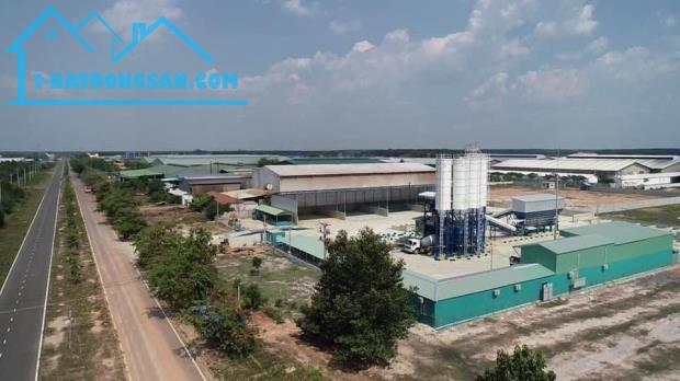 NGỘP TIỀN NGÂN HÀNG TÔI BÁN LỖ 4000M2 ĐẤT THỔ CƯ SHR MT ĐƯỜNG TỈNH LỘ DÂN ĐÔNG GIÁ 260 TR - 1