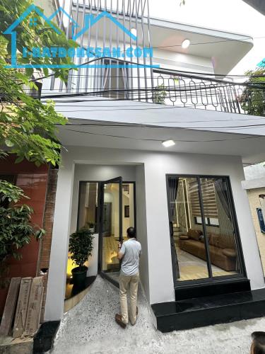 ♣ Nhà 2 mặt kiệt Thẳng 50m ra Điện Biên Phủ, 46m2, 2.5 tầng mới, Full Nội Thất, 3.4 tỷ